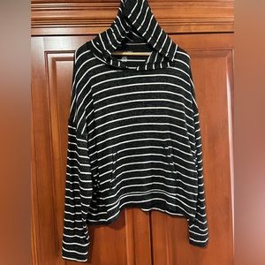 American Eagle Soft and Sexy Plush Black Stripe Hoodie Size XL